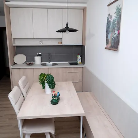 Apartment Hill A036