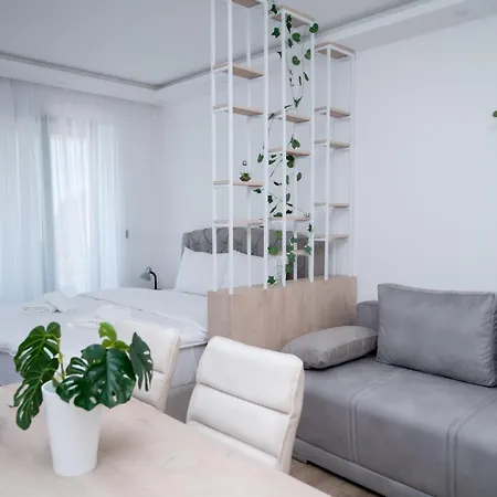 Apartment Hill A036