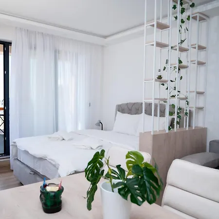 Apartment Hill A036 *